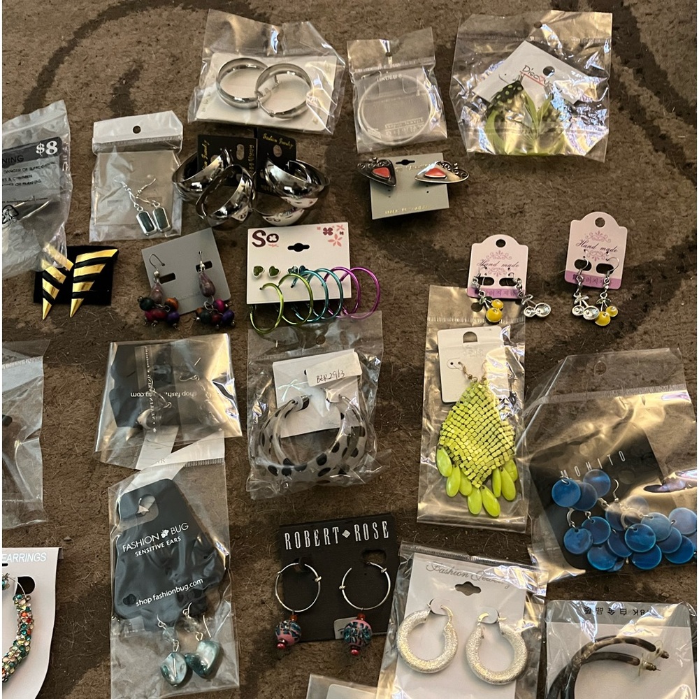 Brand new lot of costume jewelry earrings
